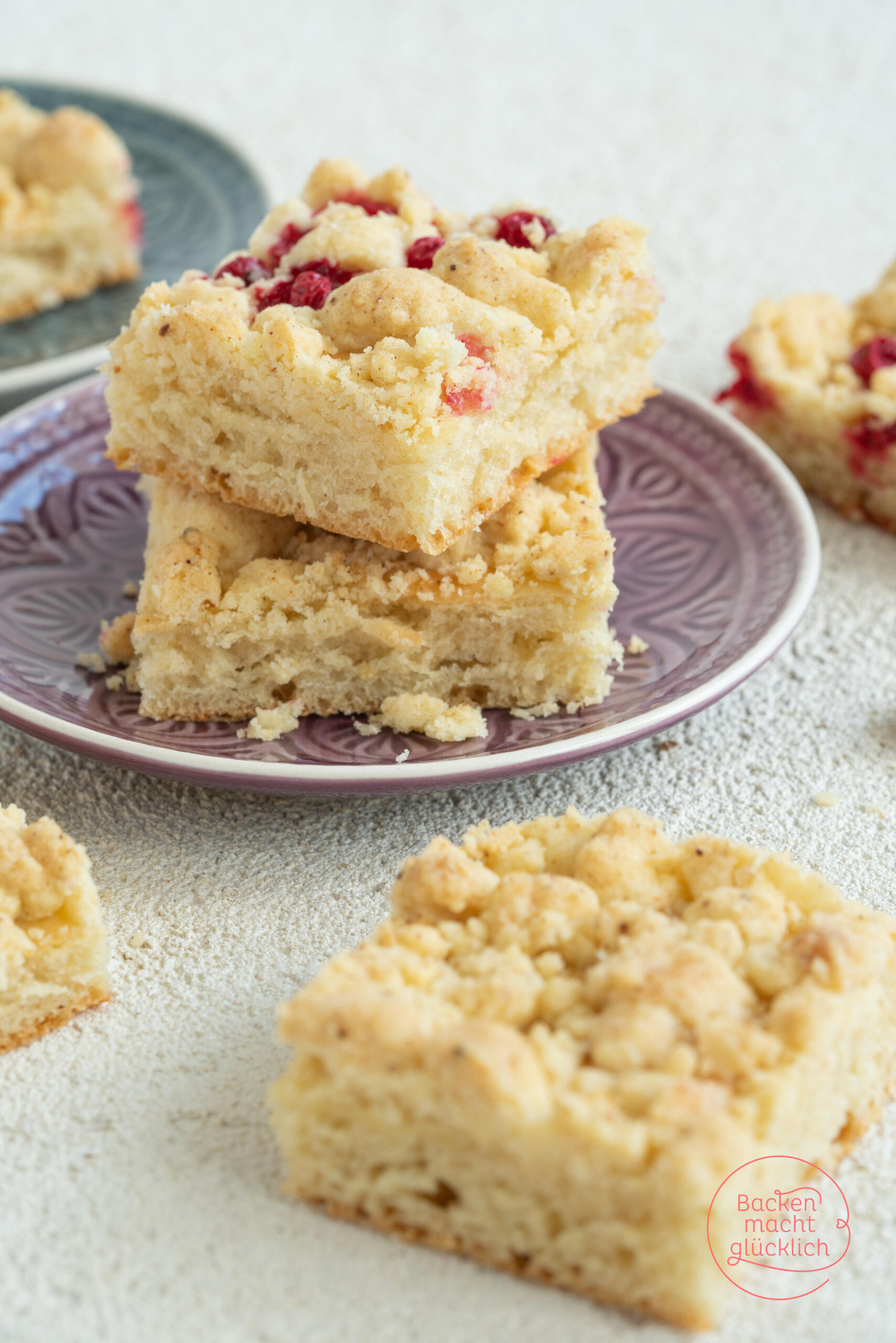 Veganer Hefe-Streuselkuchen