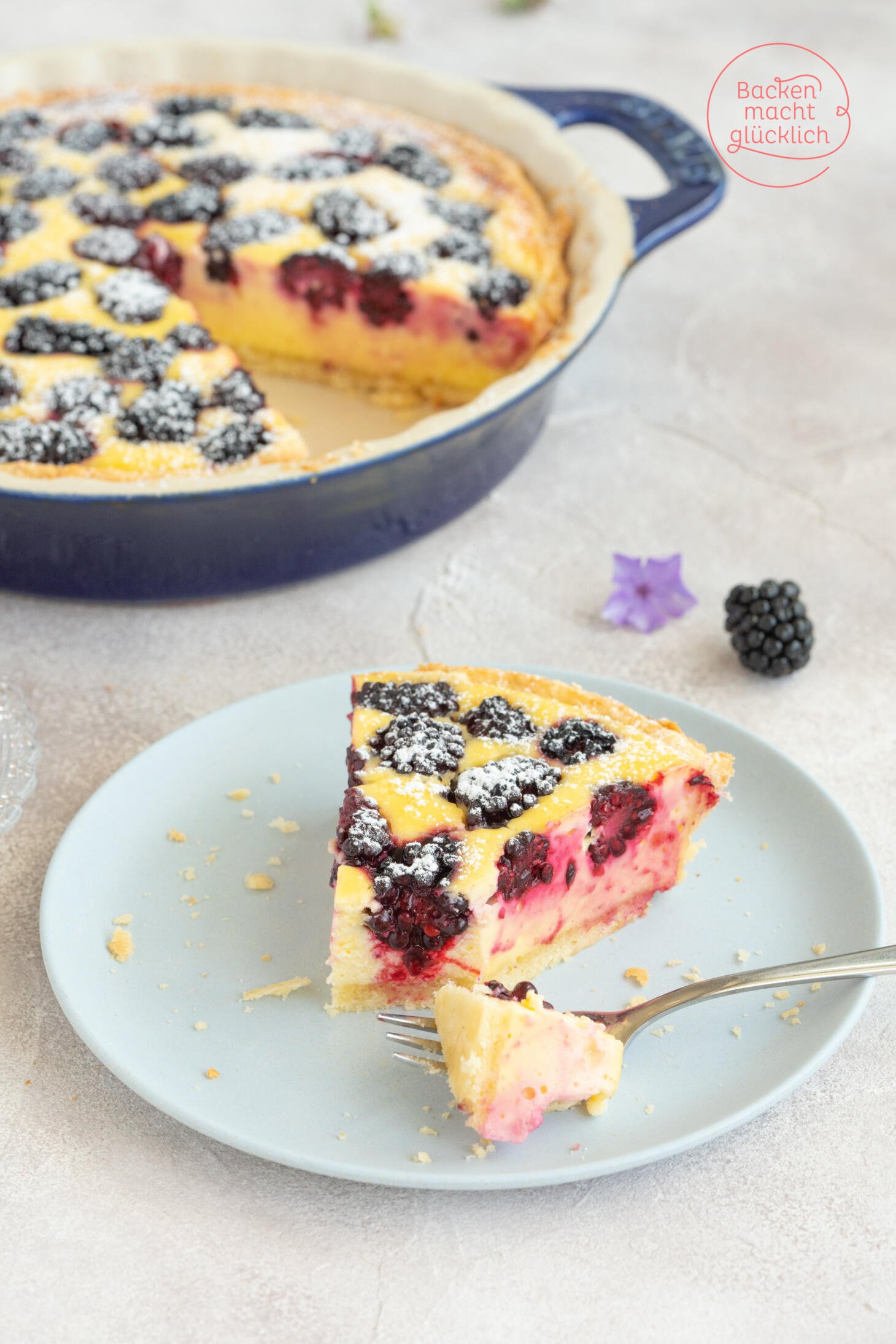 Brombeerkuchen mit Schmand | Backen macht glücklich