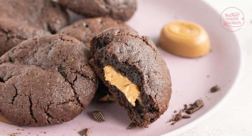 Schokocookies mit Karamellfüllung