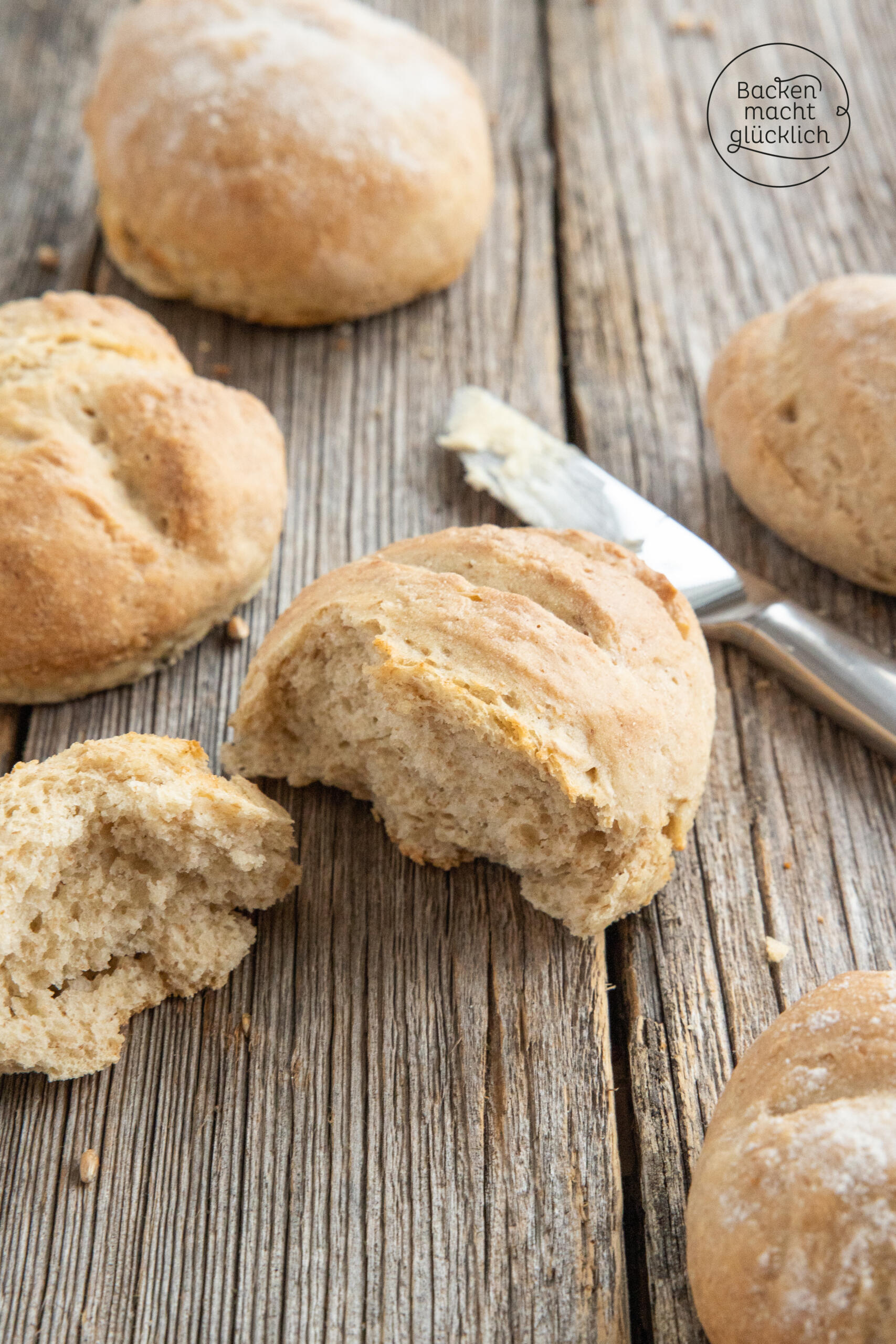 einfache Hefe Dinkel Brötchen