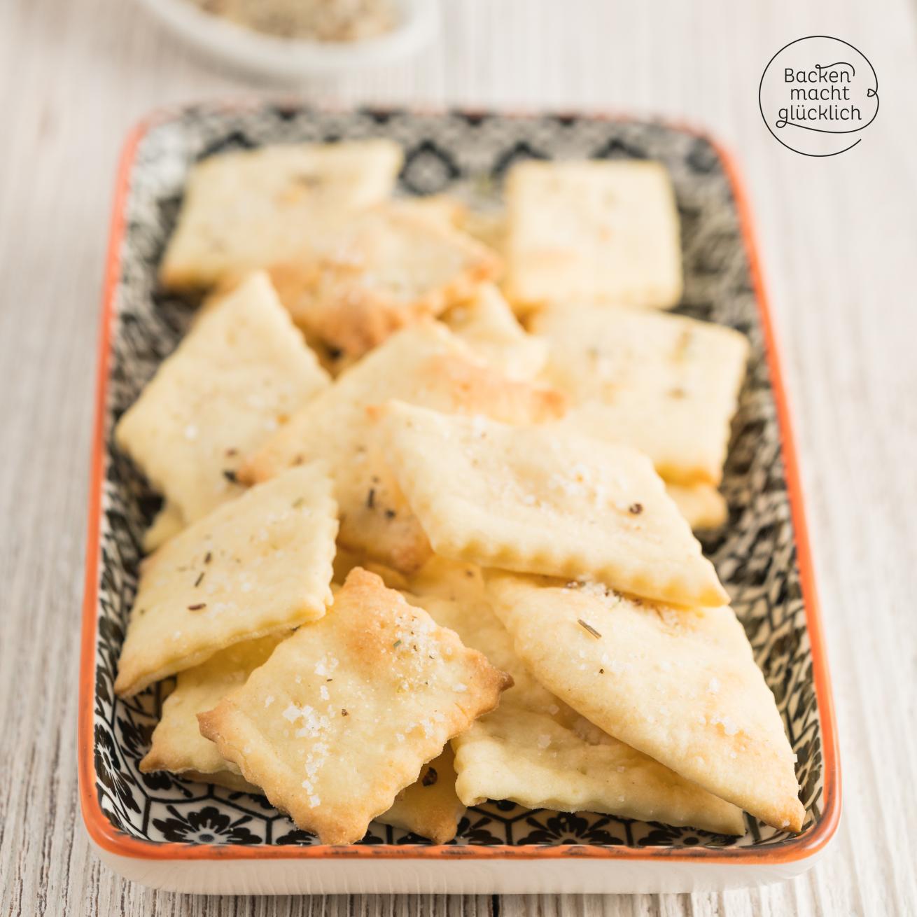 Selbstgemachte Cracker in 15 Minuten | Backen macht glücklich