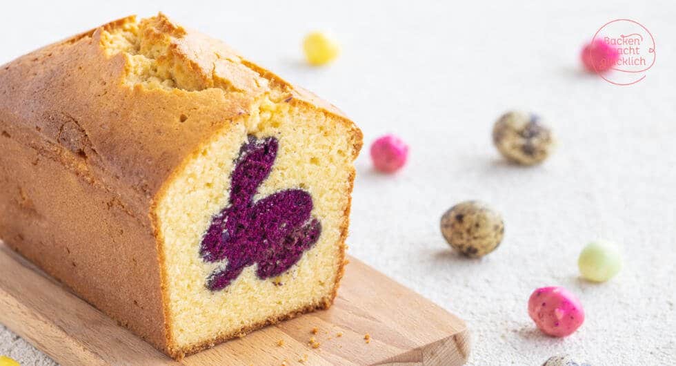 Easter cake with rabbit pattern