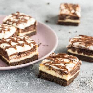 Cheesecake cubes
