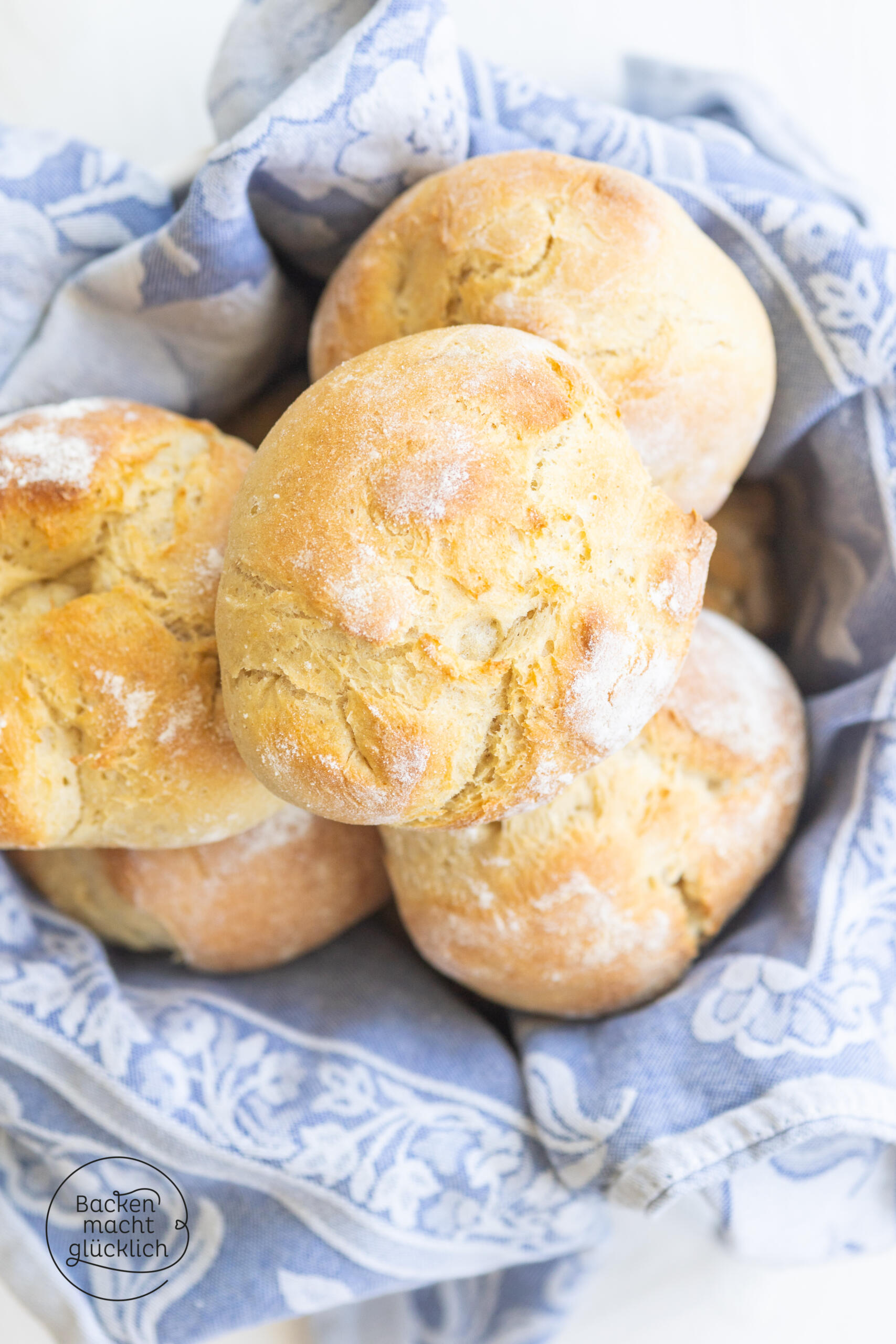 Knusprige Kartoffelbrötchen | Backen macht glücklich