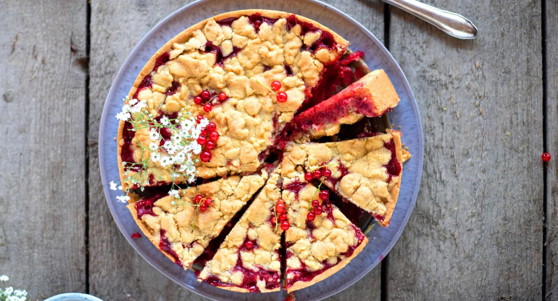 Johannisbeer-Streuselkuchen | Backen macht glücklich Johannisbeer-Streuselkuchen | Backen macht glücklich