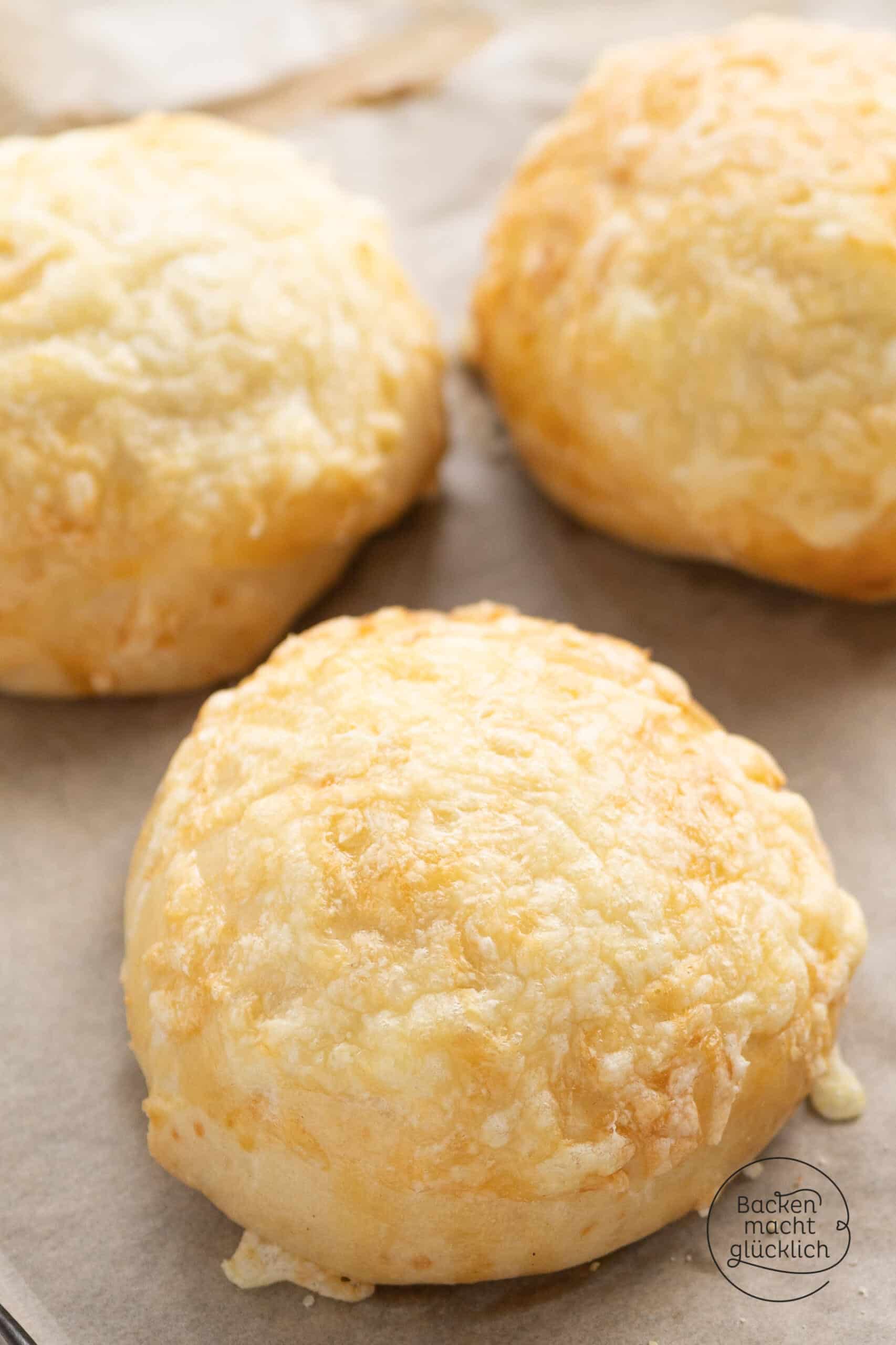 Käsebrötchen wie vom Bäcker | Backen macht glücklich