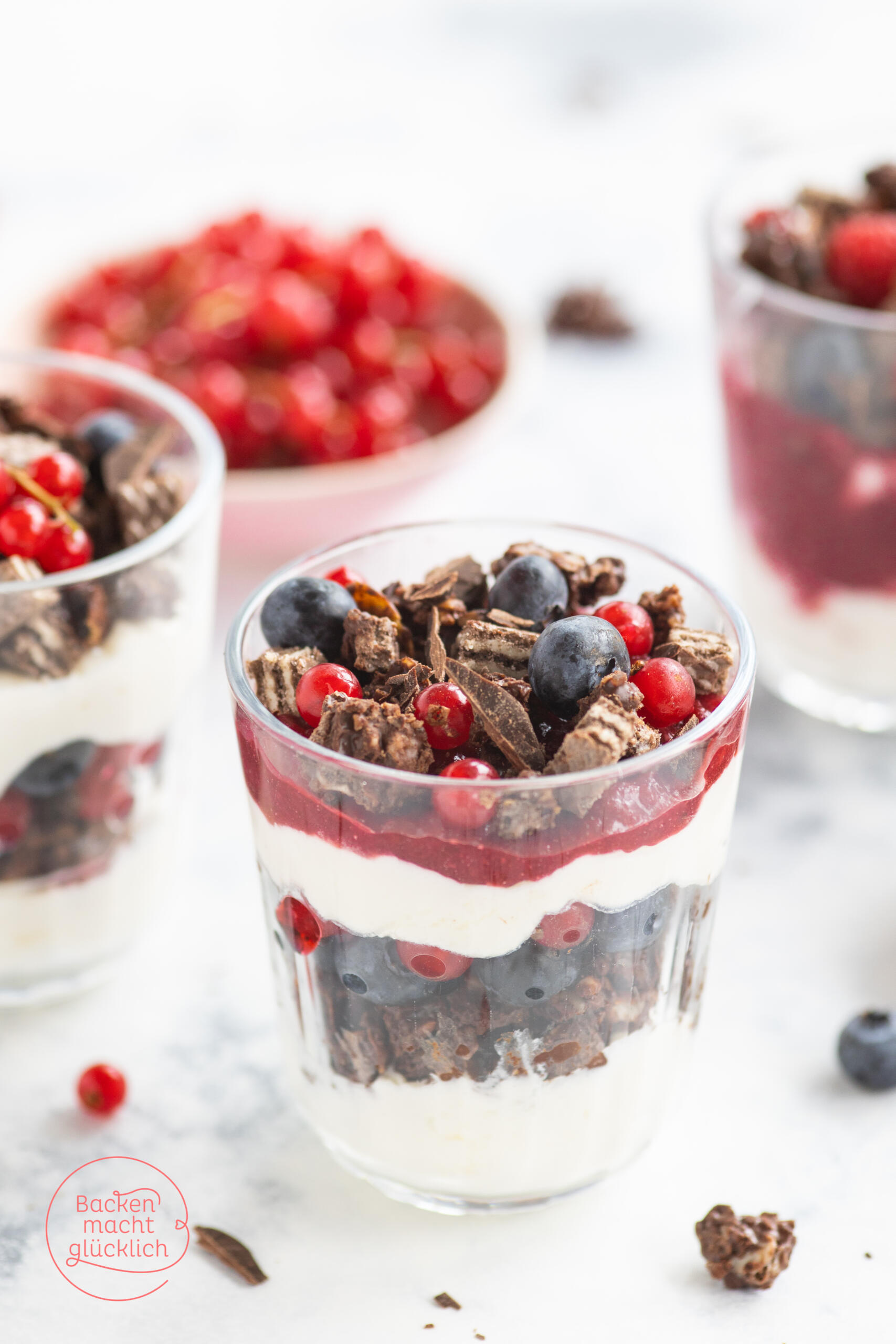 Quark Joghurt Beerendessert im Glas