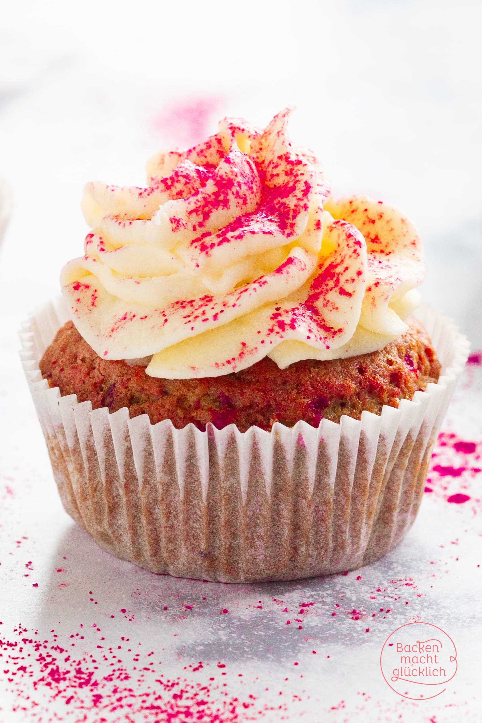 Red-Velvet-Cupcakes