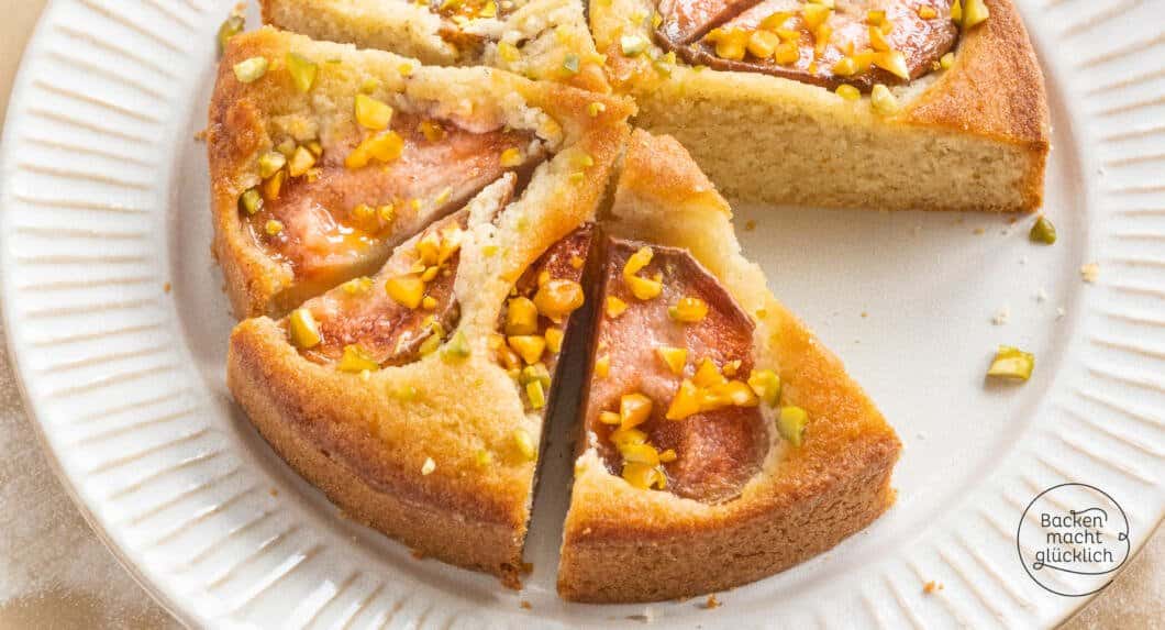 Köstlicher Birnenkuchen mit Quark | Backen macht glücklich