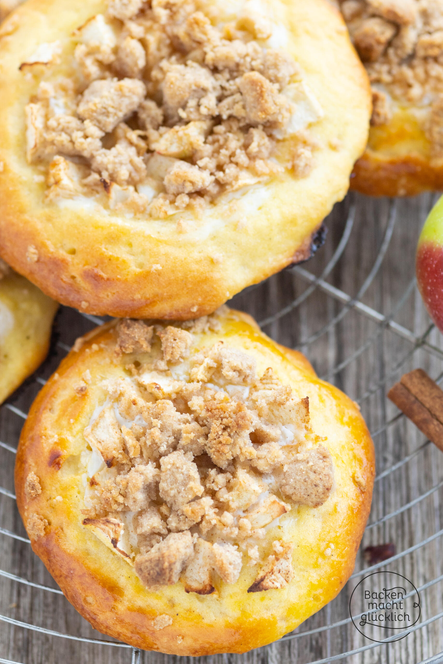 Apfel-Streusel-Quark-Taler