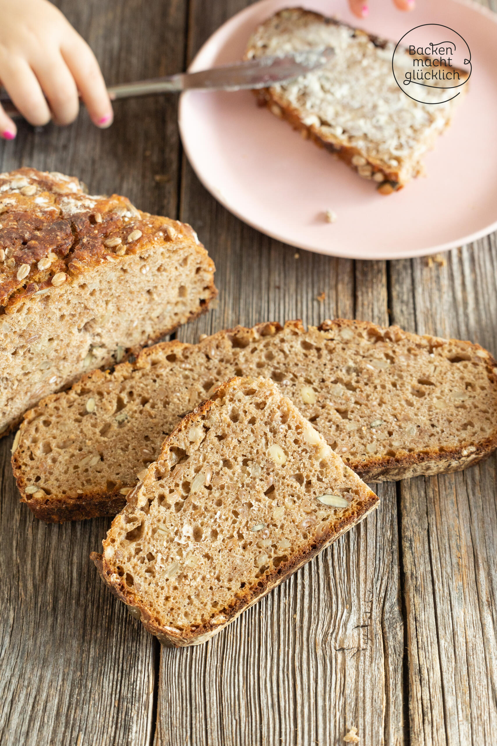 Körnerbrot mit Sauerteig und Hefe