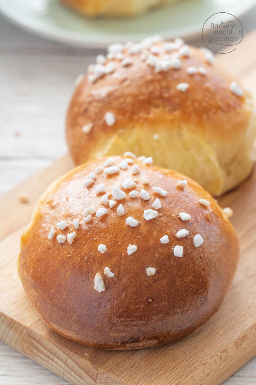 Einfache fluffige Milchbrötchen | Backen macht glücklich