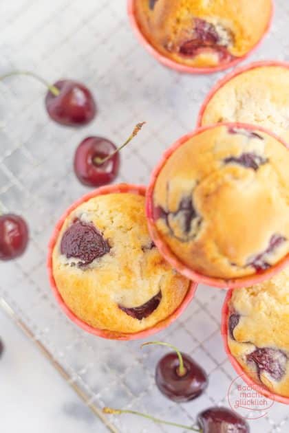 einfache saftige Kirschmuffins