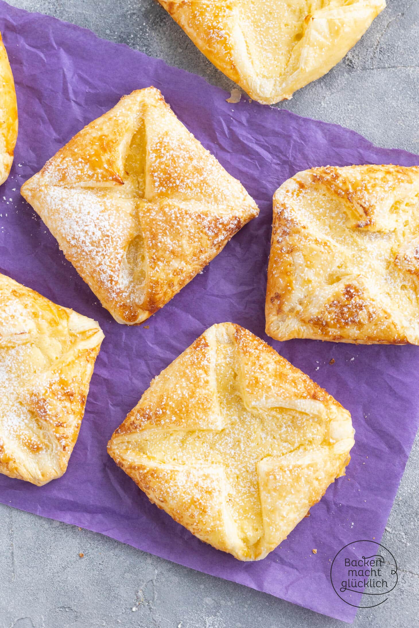 Quarktaschen wie vom Bäcker | Backen macht glücklich