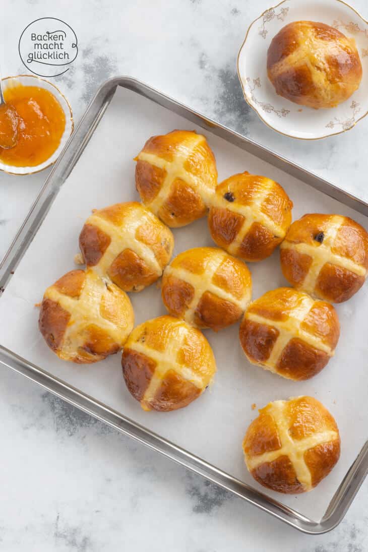 Hot Cross Buns | Backen macht glücklich