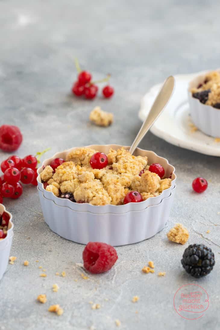 Veganer Beeren-Crumble | Backen macht glücklich