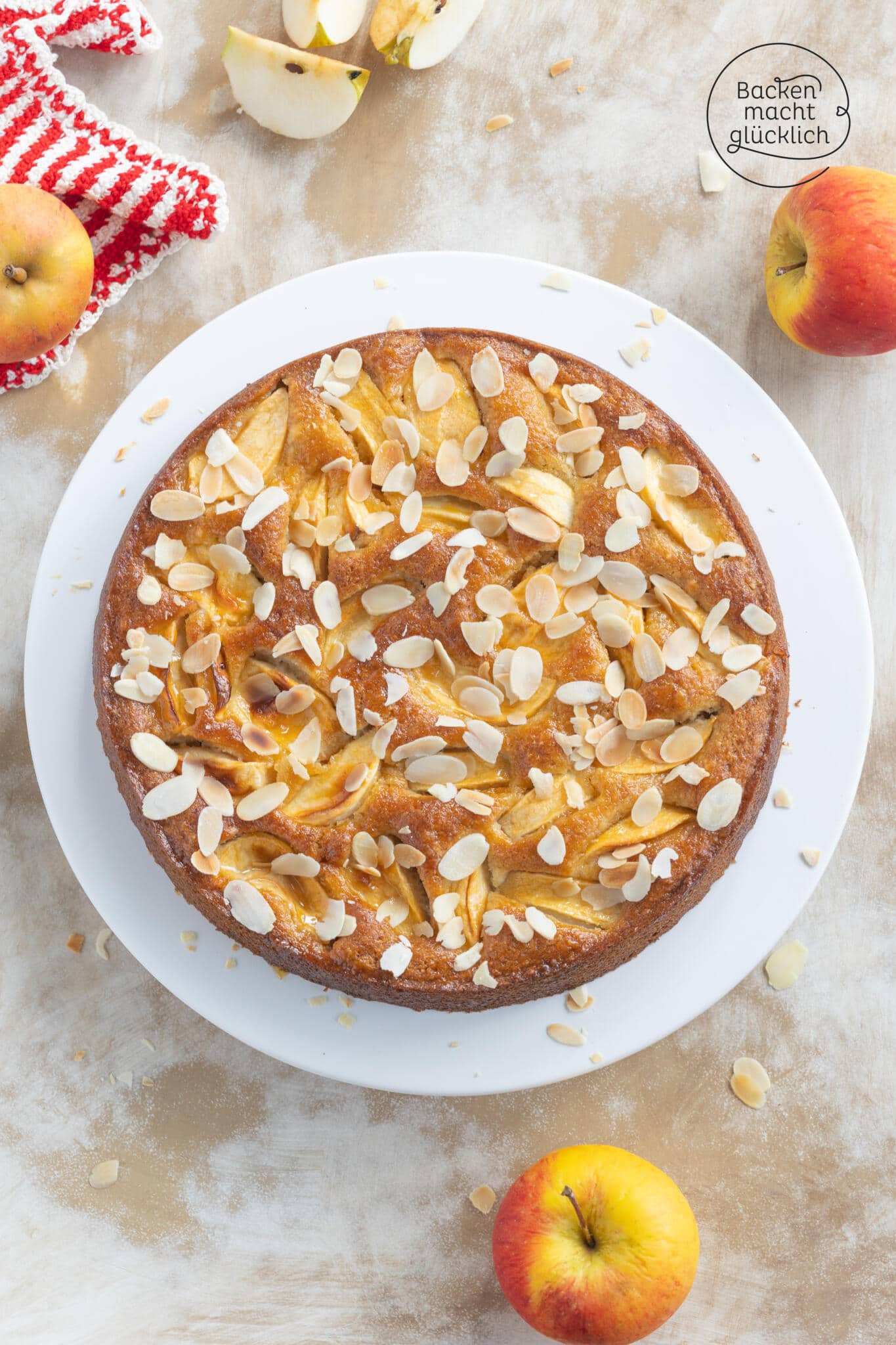versunkener veganer Apfelkuchen