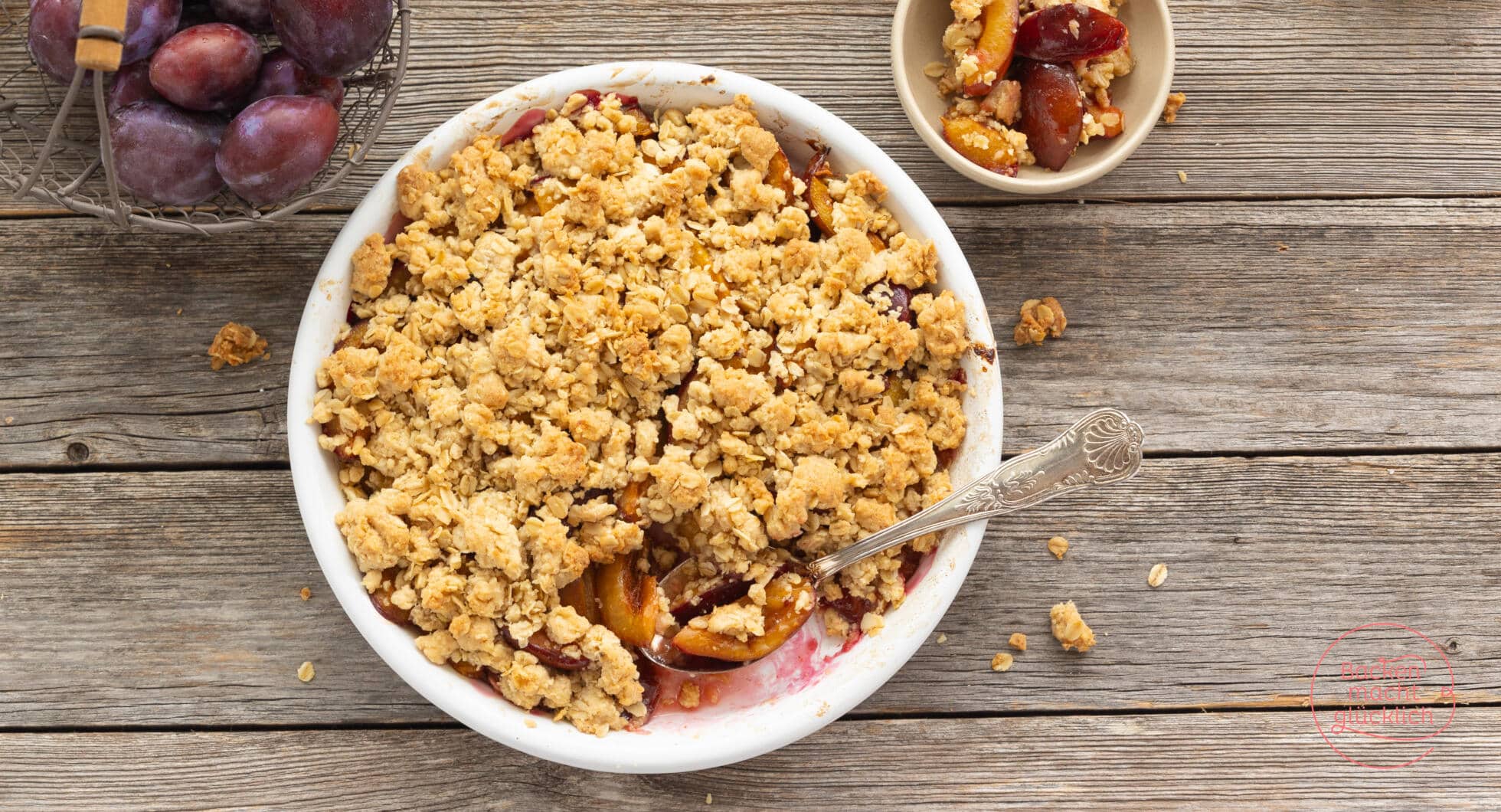 Zwetschgen-Crumble Rezept | Backen macht glücklich Zwetschgen-Crumble Rezept | Backen macht glücklich