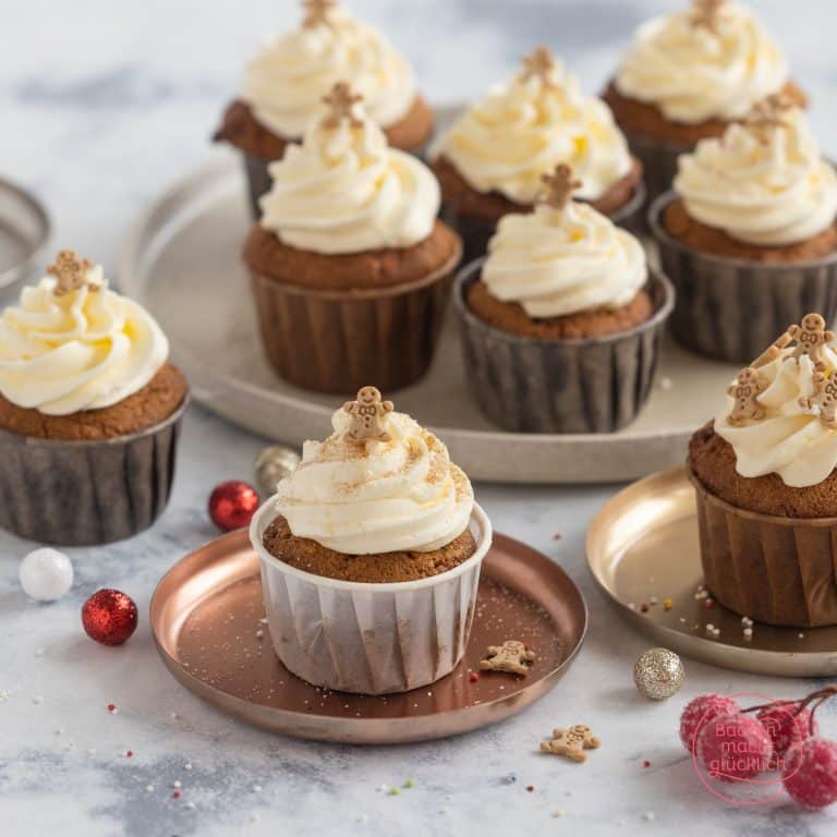 Lebkuchen-Cupcakes mit Vanille-Frosting
