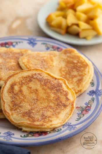 Pfannkuchen aus Hefeteig