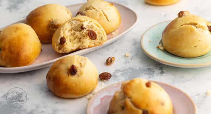 Rosinenbrötchen