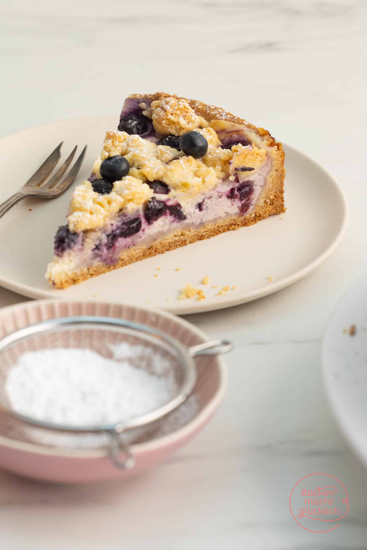 Blaubeer-Käsekuchen mit Streuseln | Backen macht glücklich