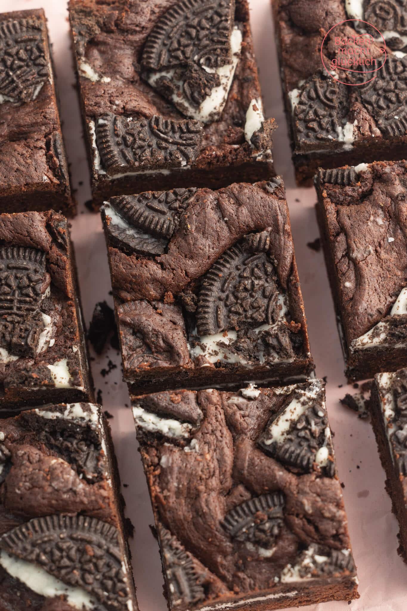 Brownies mit Oreo-Topping