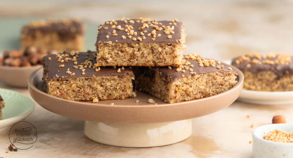 Nusskuchen vom Blech | Backen macht glücklich