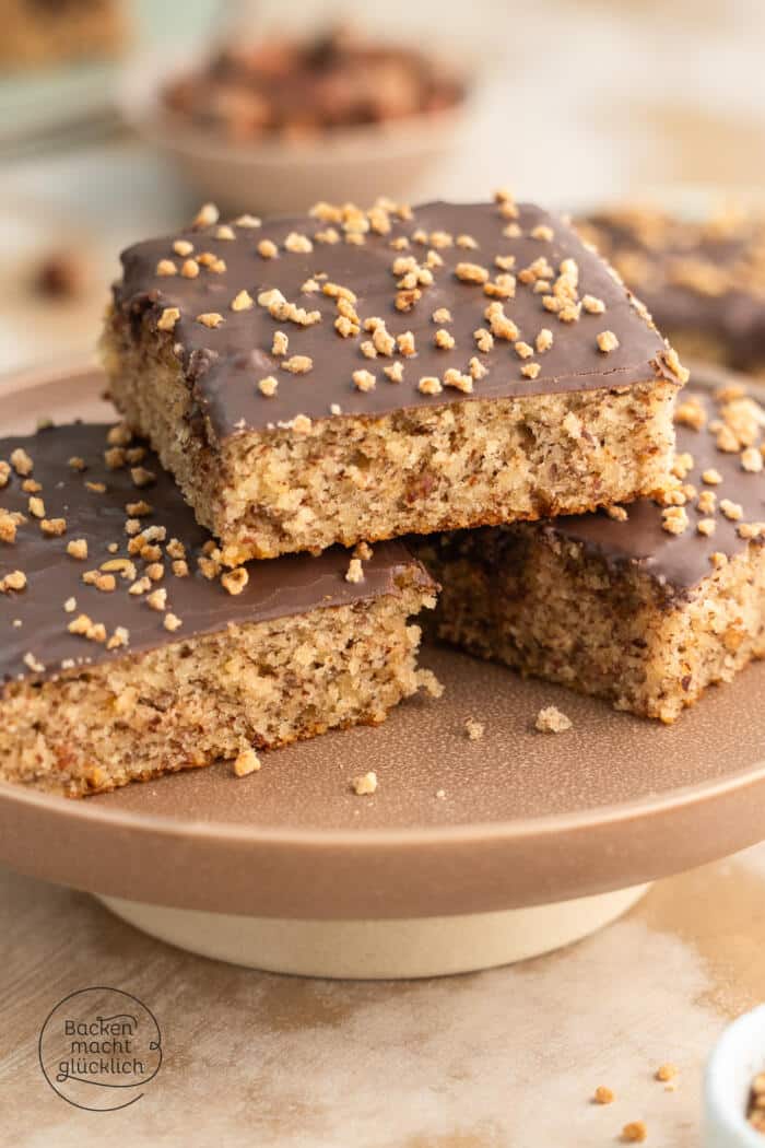 Nusskuchen vom Blech | Backen macht glücklich Nusskuchen vom Blech | Backen macht glücklich