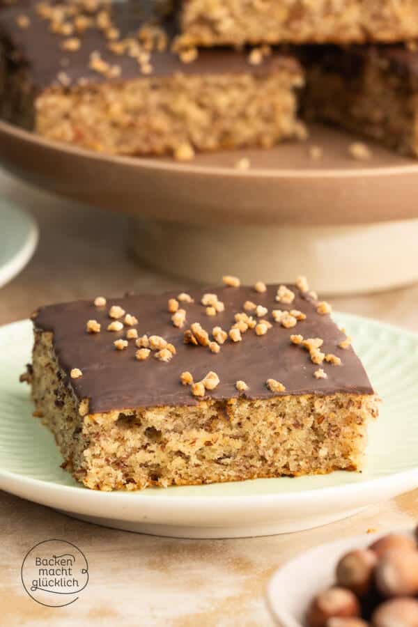 Nusskuchen vom Blech | Backen macht glücklich