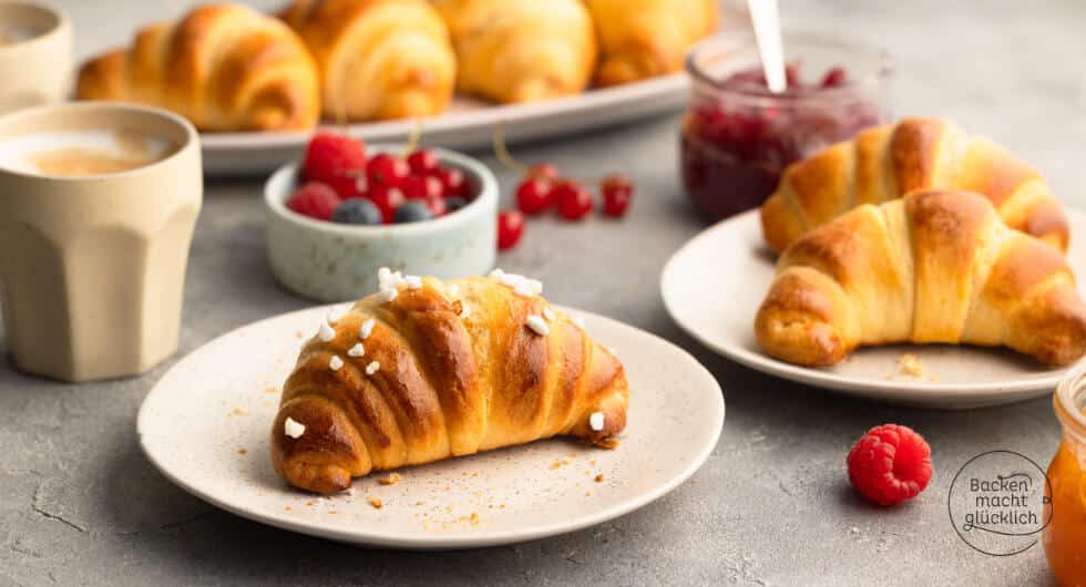 Hörnchen Hefeteig backen