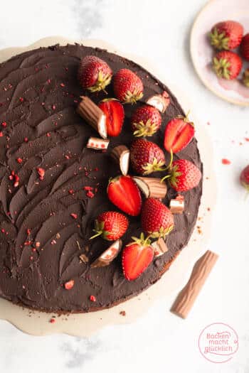 Erdbeer-Yogurette-Torte