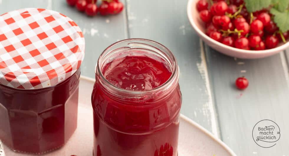 Marmelade mit Johannisbeeren