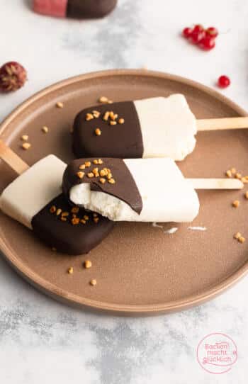Milcheis vegan am Stiel