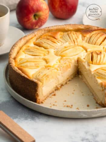 Käsekuchen mit Apfel
