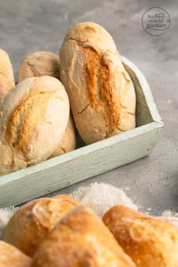 Baguette Brötchen mit Trockenhefe