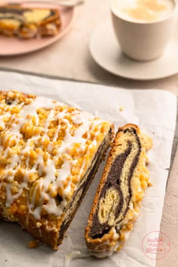 saftiger Mohnstriezel