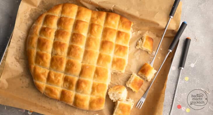 selbstgebackenes Fondue-Brot zum Abzupfen