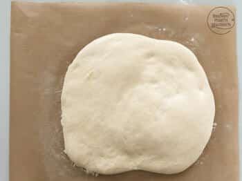 Fonduebrot Teig ruhen lassen