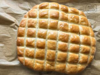 Brot zum Fondue bepinseln für Glanz