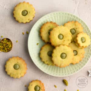 Pistazienplätzchen-Rezept zum Füllen mit Pistaziencreme