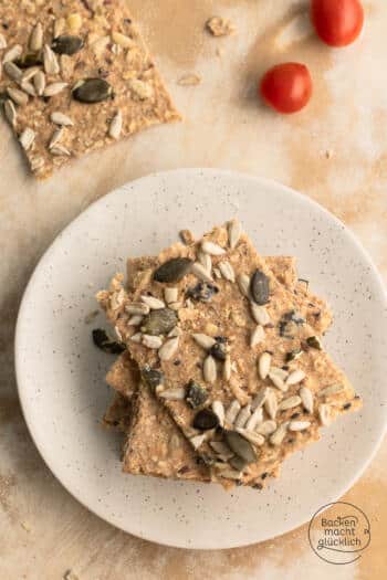 Kn&auml;ckebrot mit Saaten und K&uuml;rbiskernen