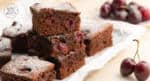 einige Stücke Schoko-Kirschkuchen vom Blech