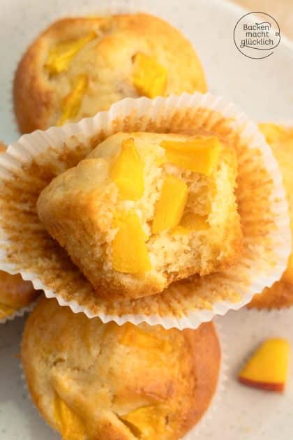 saftiger Pfirsich-Muffin mit Dosenobst