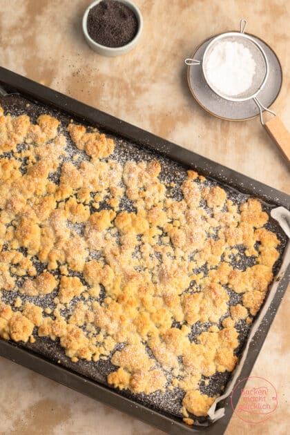 Mohnkuchen vom Blech mit Streuseln