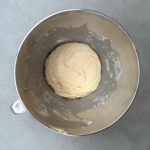Sauerteigkuchen-Teig vor Gehen