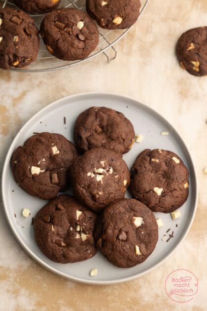 selbstgemachte Triple Chocolate Cookies