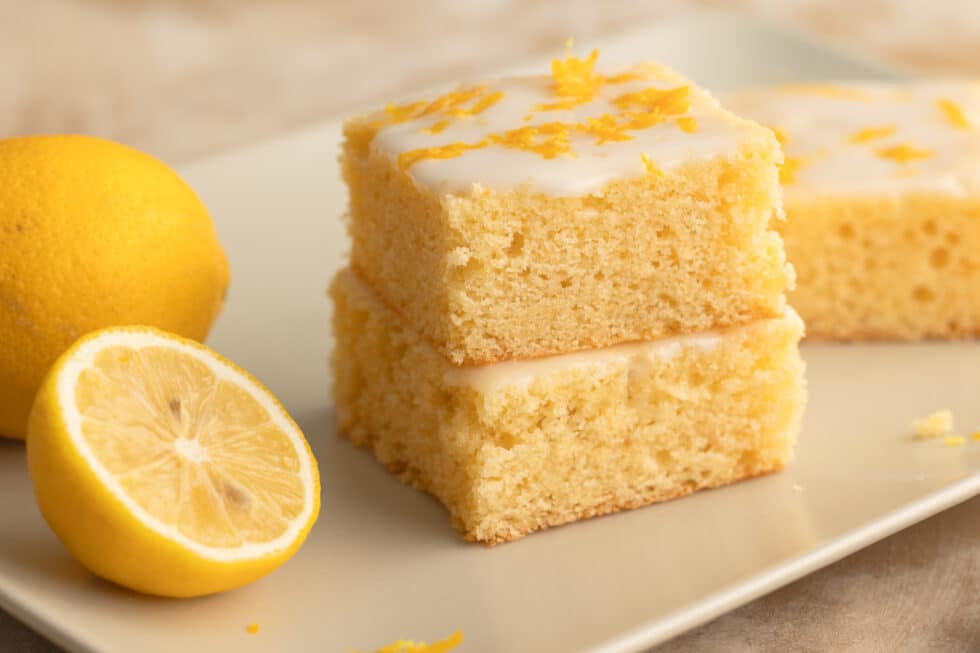 saftiger Zitronenkuchen vom Blech