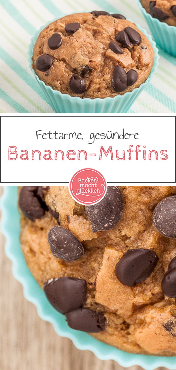 Auf der Suche nach gesunden und fettarmen Muffins? Dieses Rezept für saftige Bananen-Schoko-Muffins ohne weißen Zucker ist super einfach. Total lecker! #muffins #lowfat #bananenmuffins #kokosblütenzucker #backenmachtglücklich