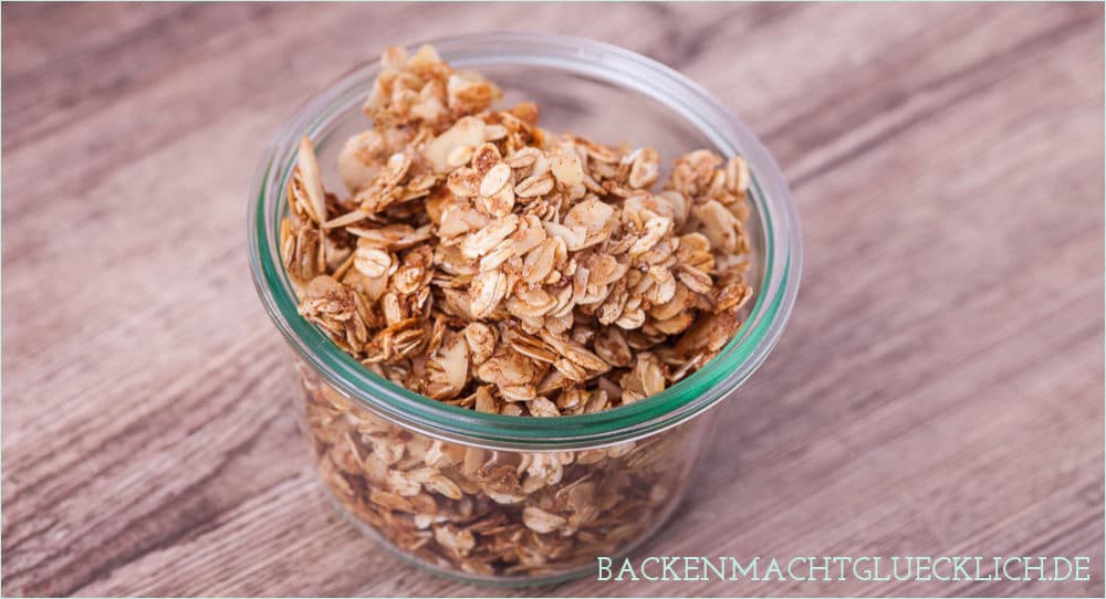 Selbstgemachtes Granola ist super - mit diesem Knuspermüsli Rezept gelingt es garantiert